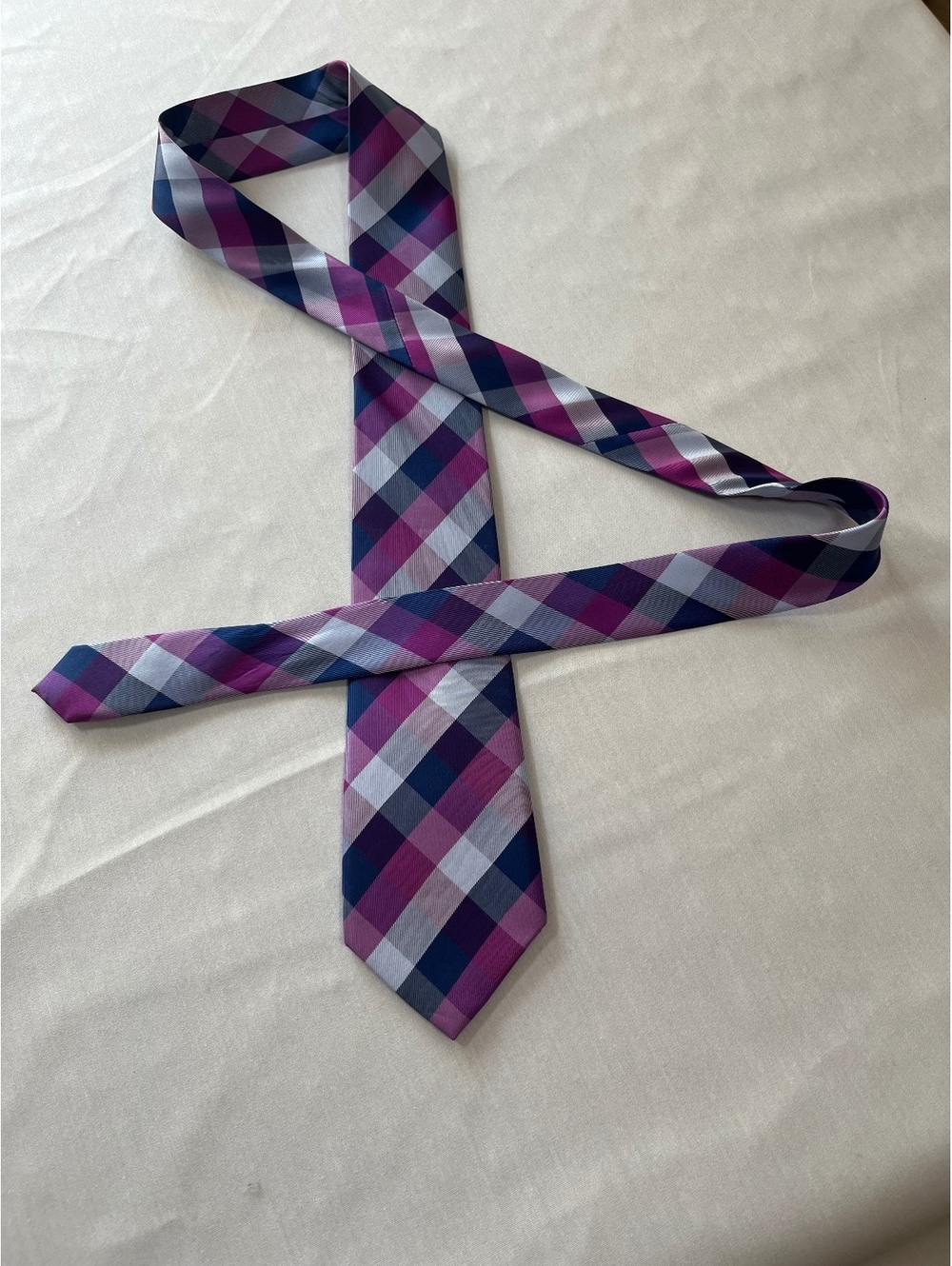 Tommy Hilfiger silk neck tie blue navy pink plaid